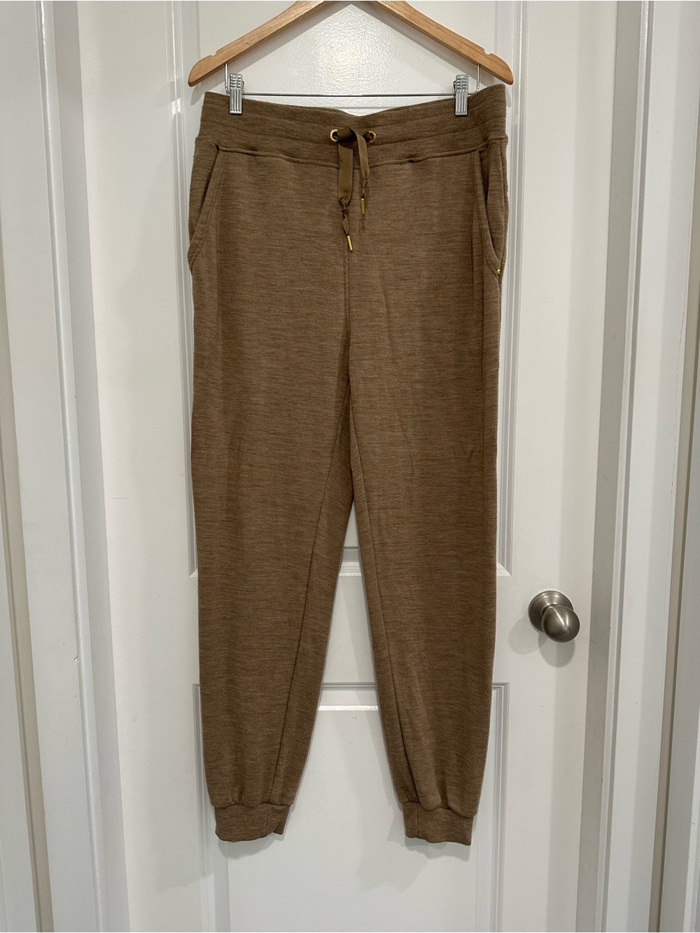 We Norwegians Tind Jogger Pants  Sweatpants in 100% Fine Merino Wool Women’s XL